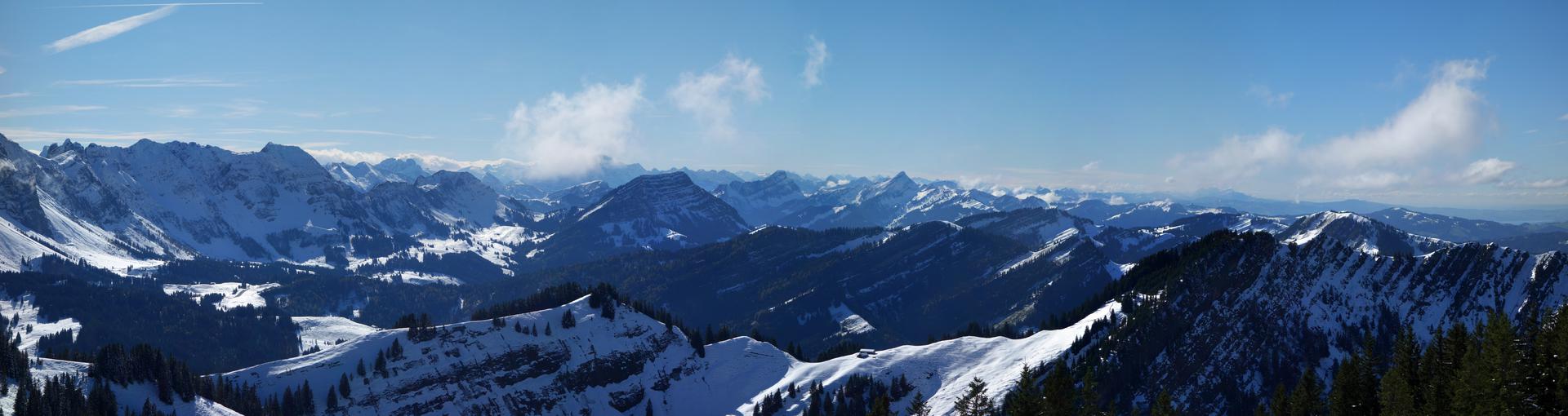 Verschneite Berge