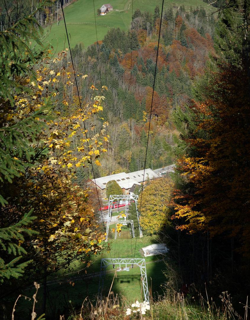 Steile Trasse des Skilift Lauftegg