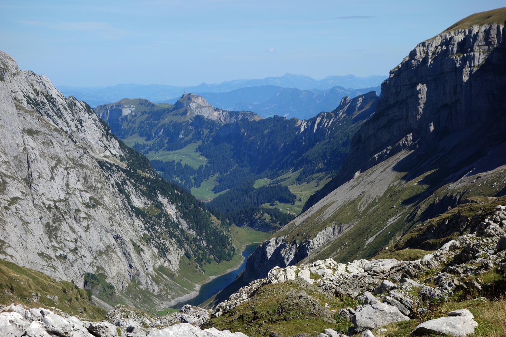 Blick vom Zwinglipass zum Fälensee und Hoher Kasten