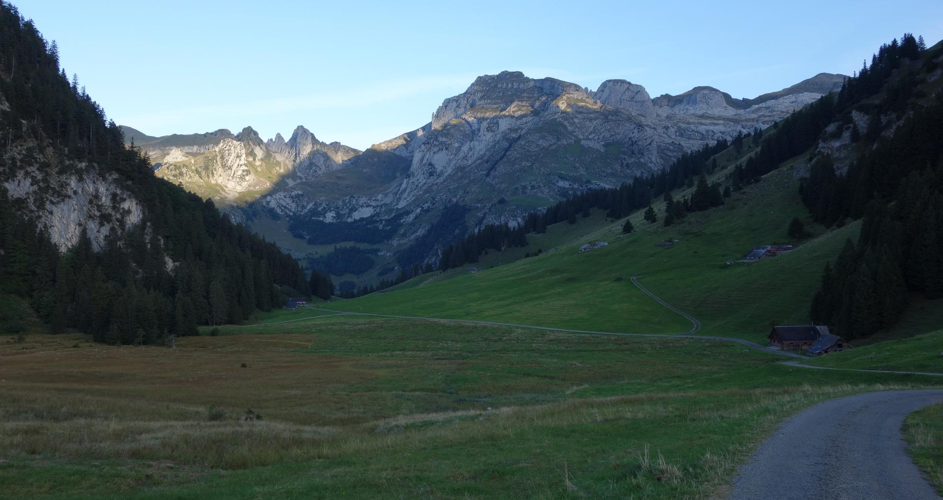 Fahrweg auf Gamplüt