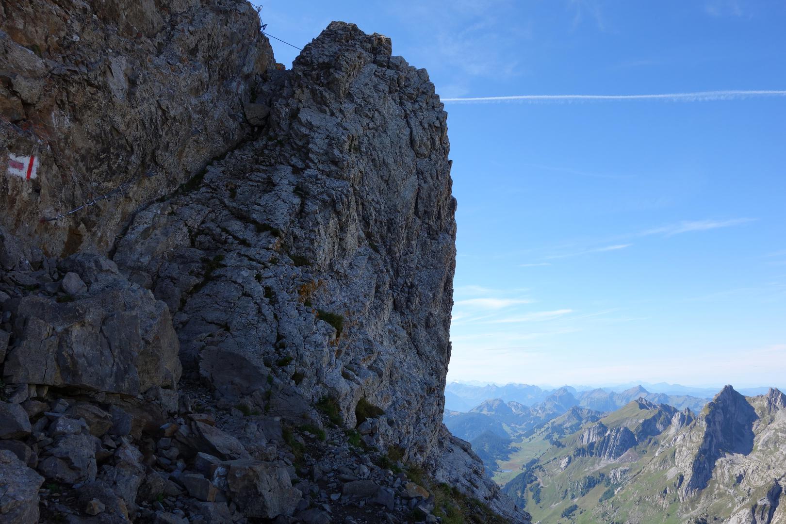 Felsiger Wanderweg von Rotsteinpass zum Altmannsattel