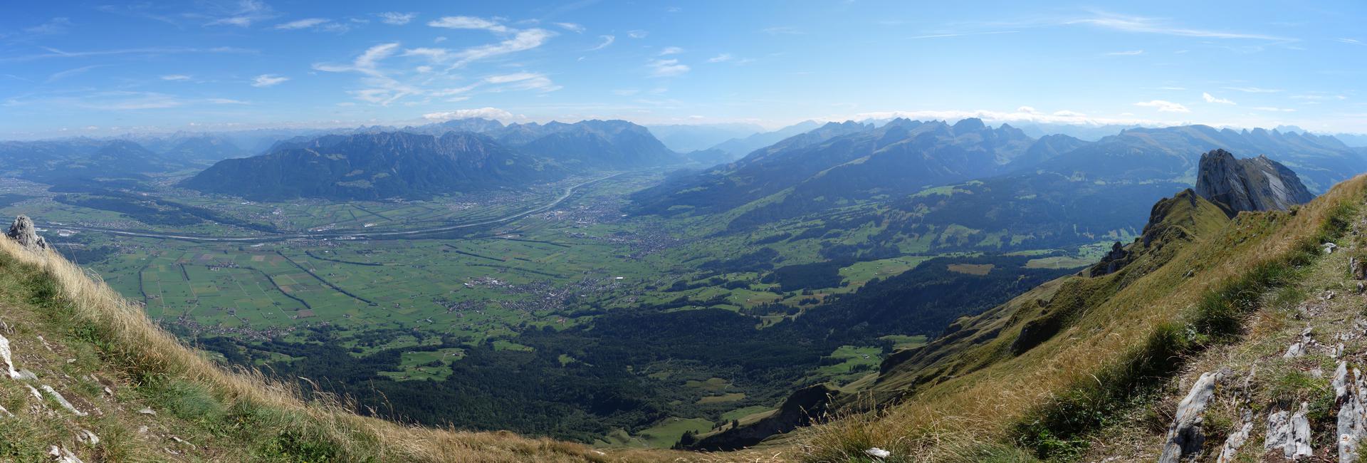 Panorama Mutschen Rheintal