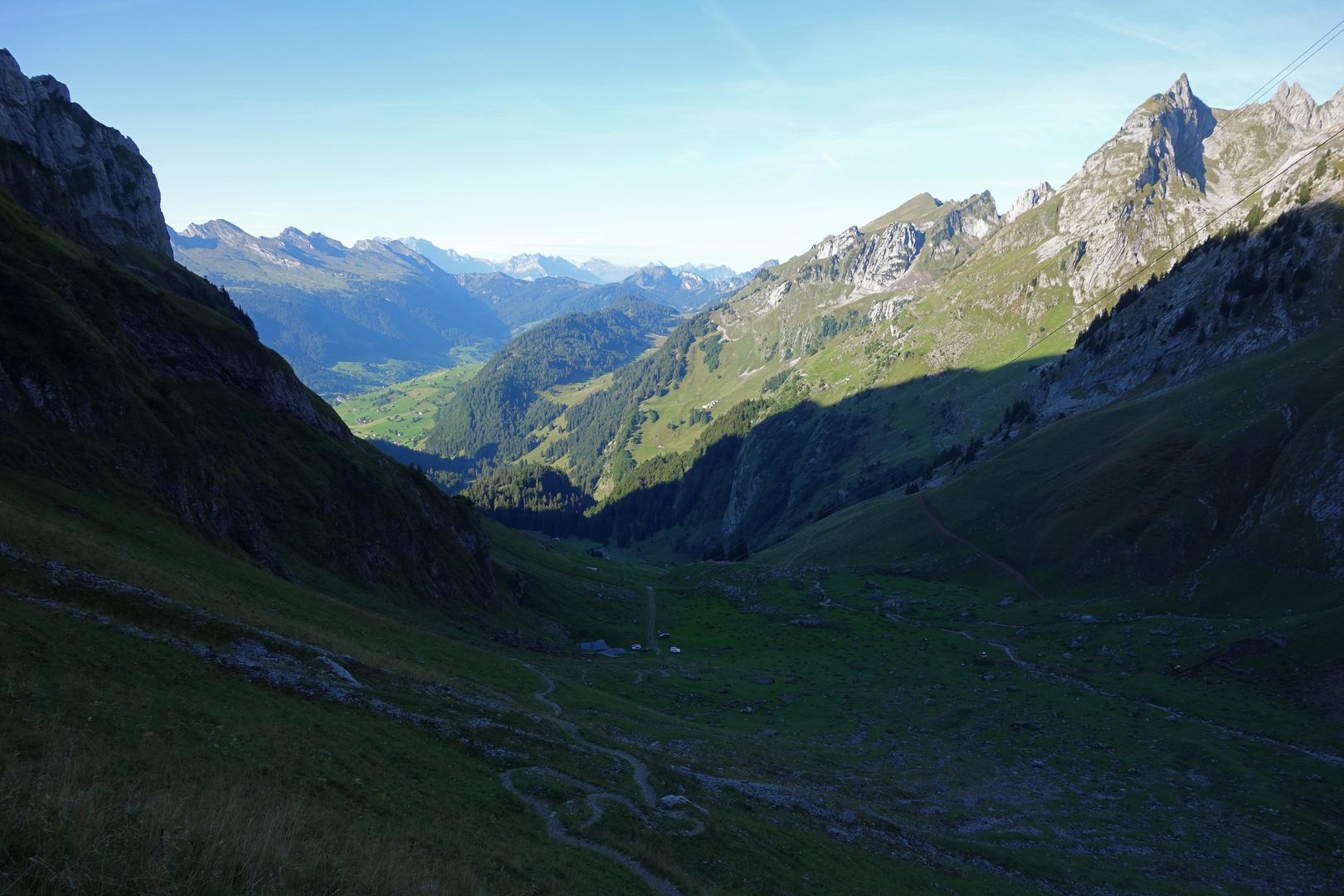 Serpentinen zum Rotsteinpass