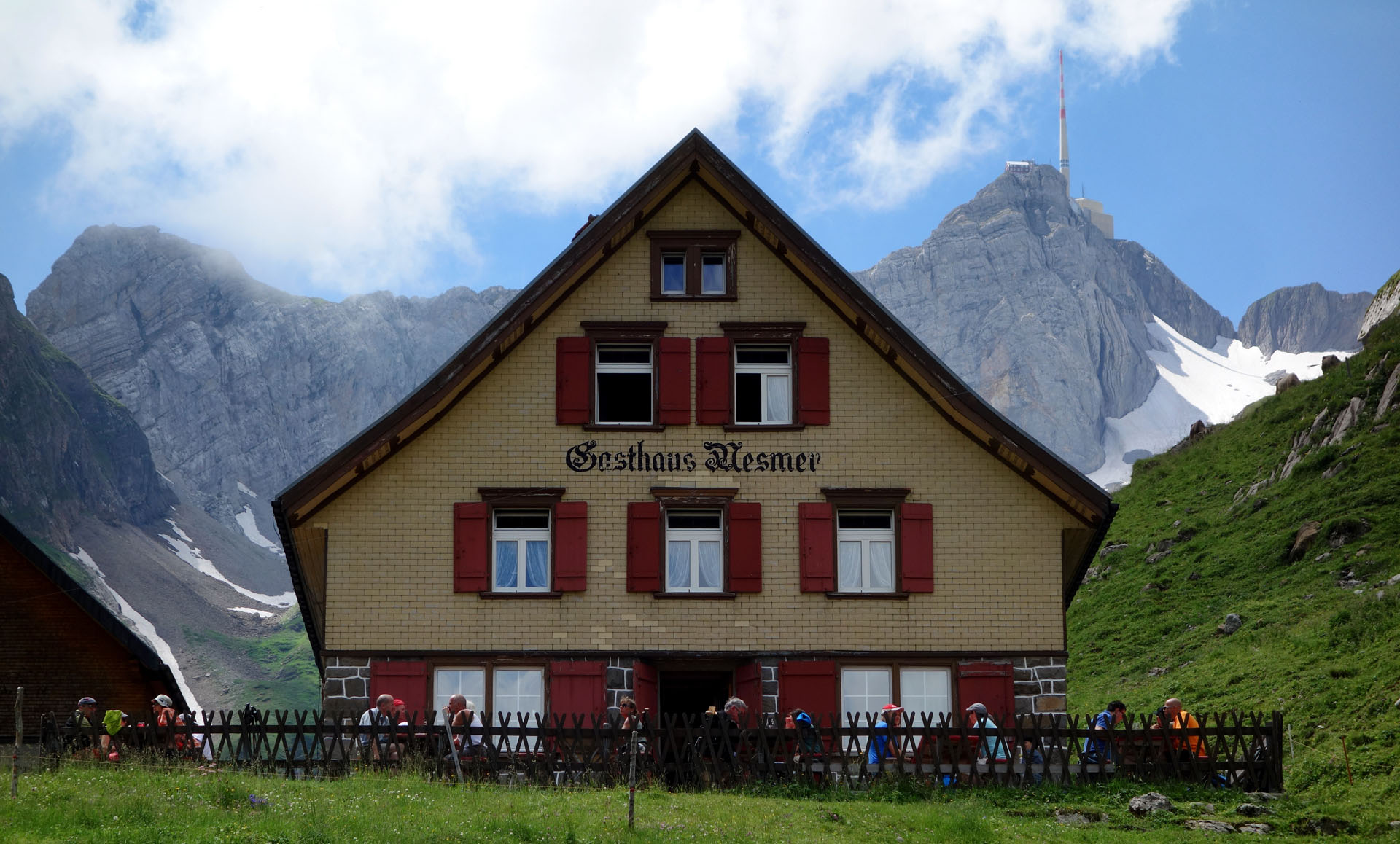 Gasthaus Mesmer mit Säntis