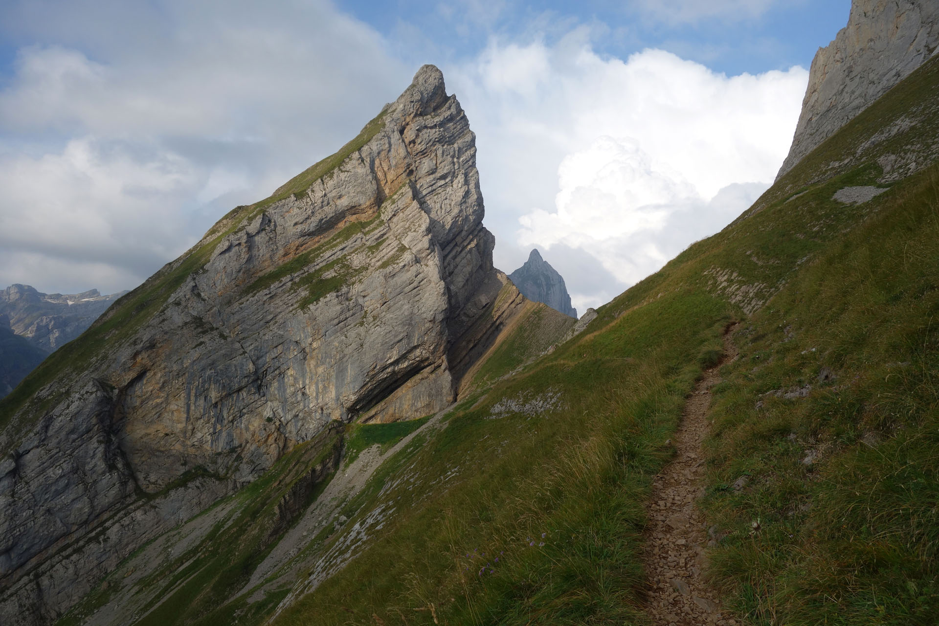 Wanderweg zum Lötzisälplisattel