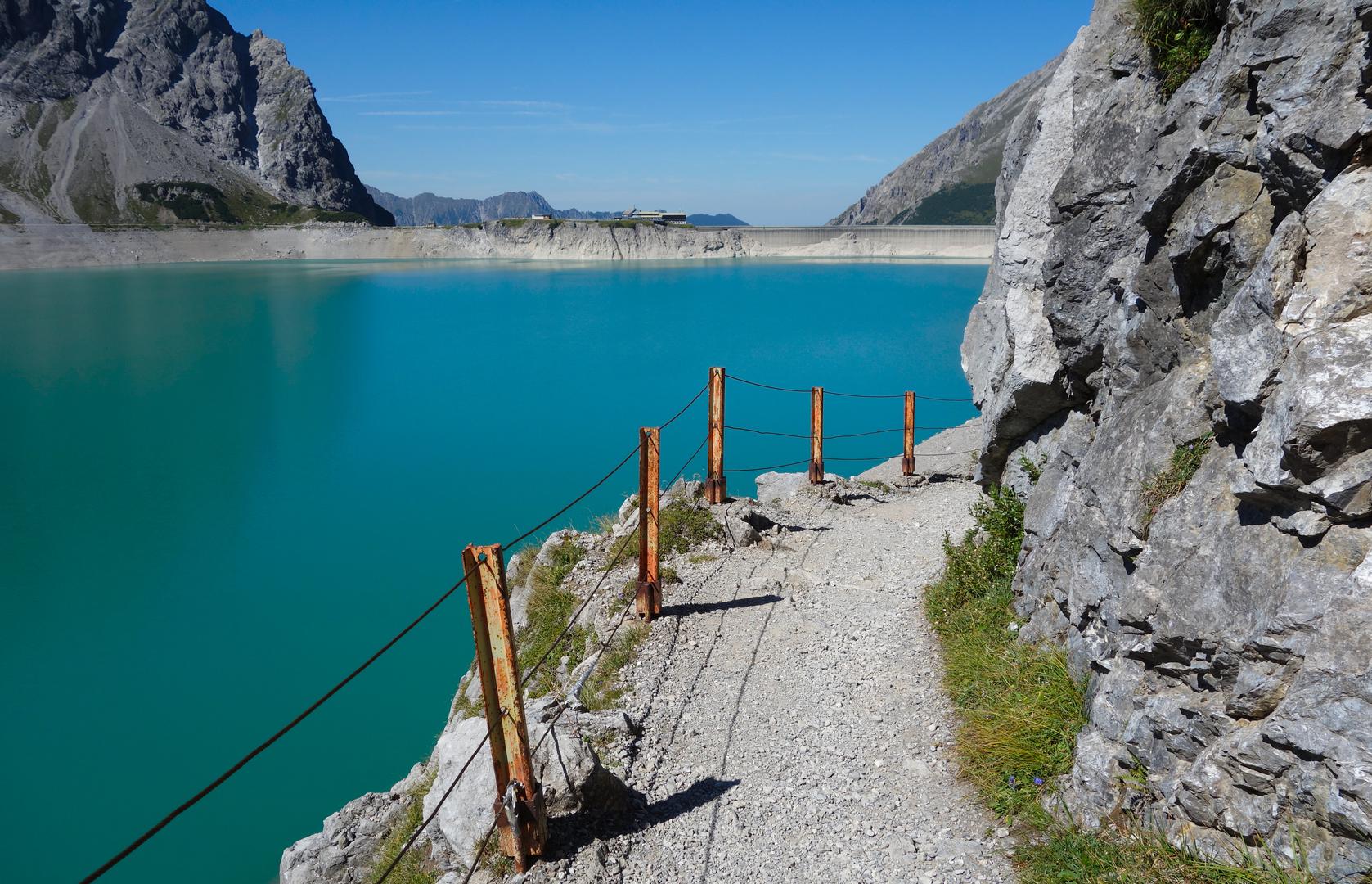 Spazierweg um den Lünersee