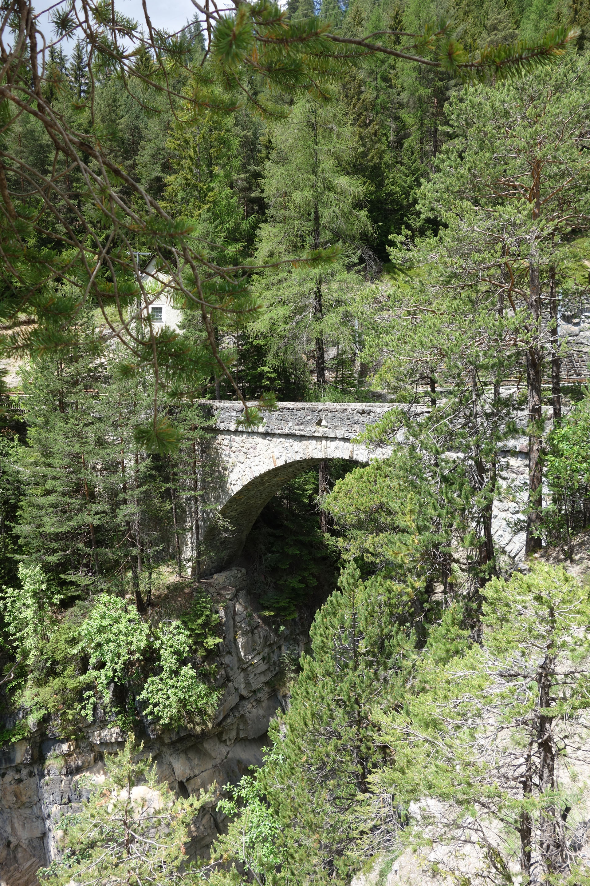 Brücke nach Jenisberg