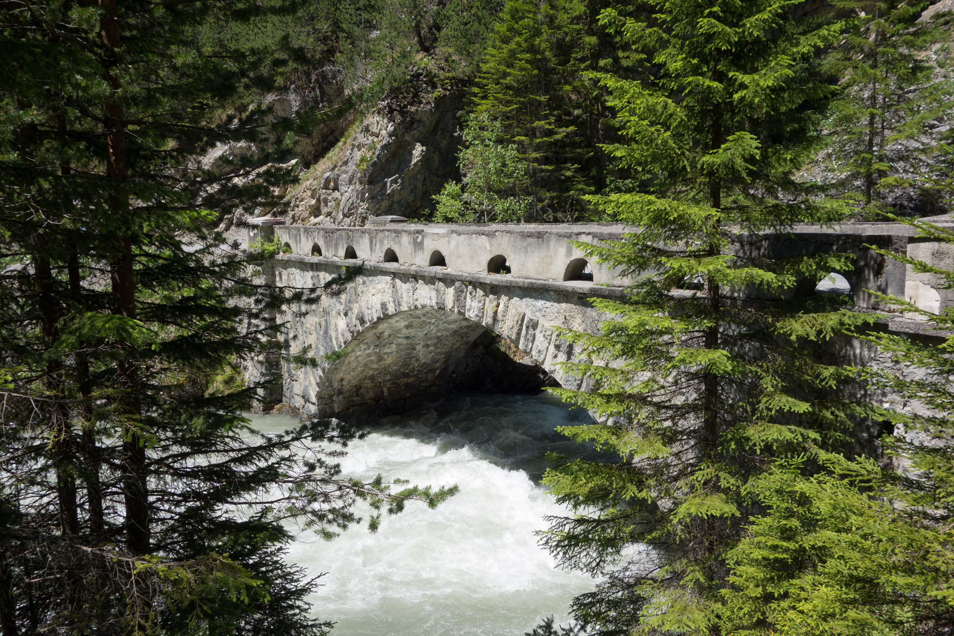 Steinbrücke alte Zügenstraße