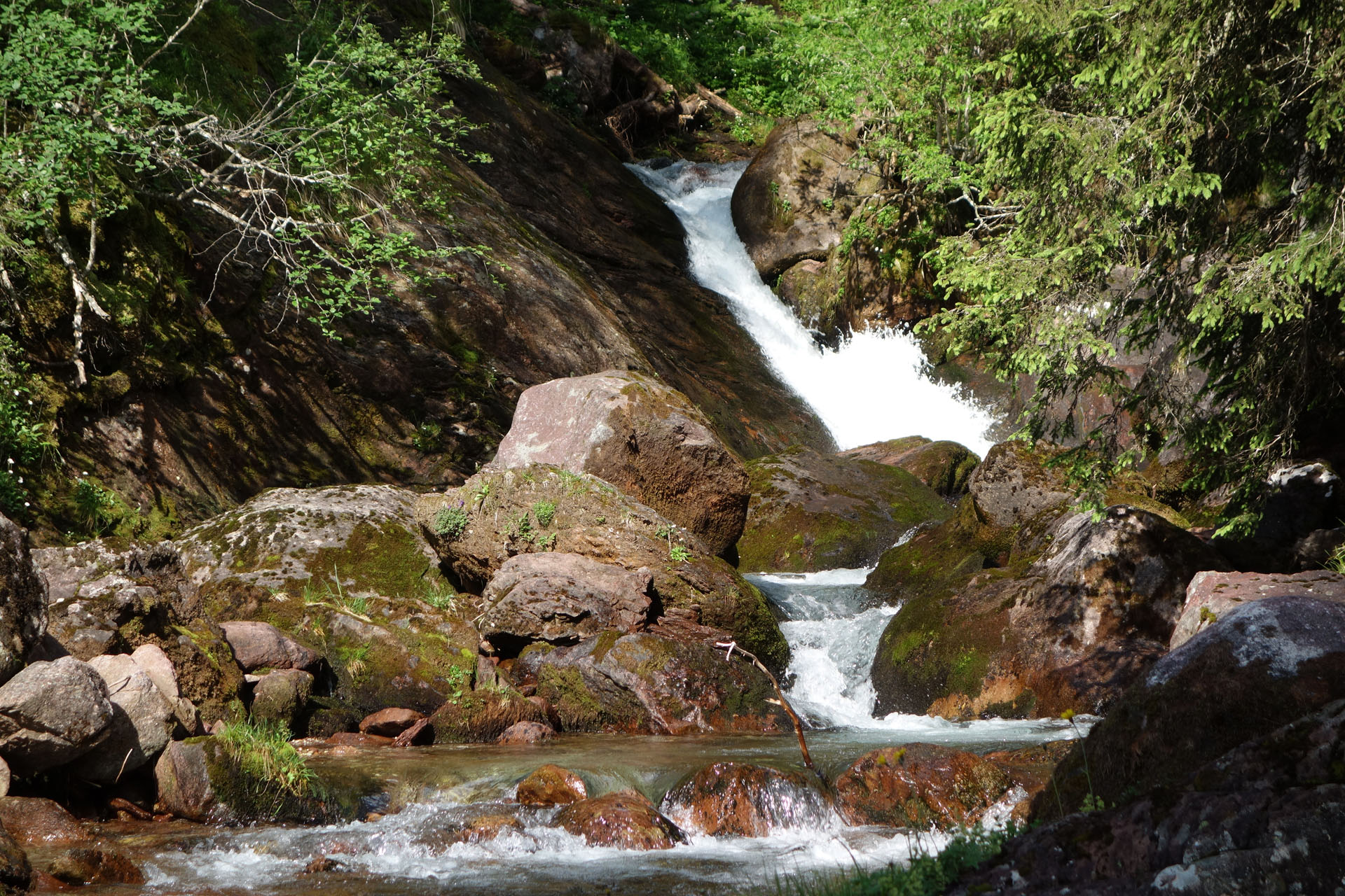 Kleiner Wasserfall