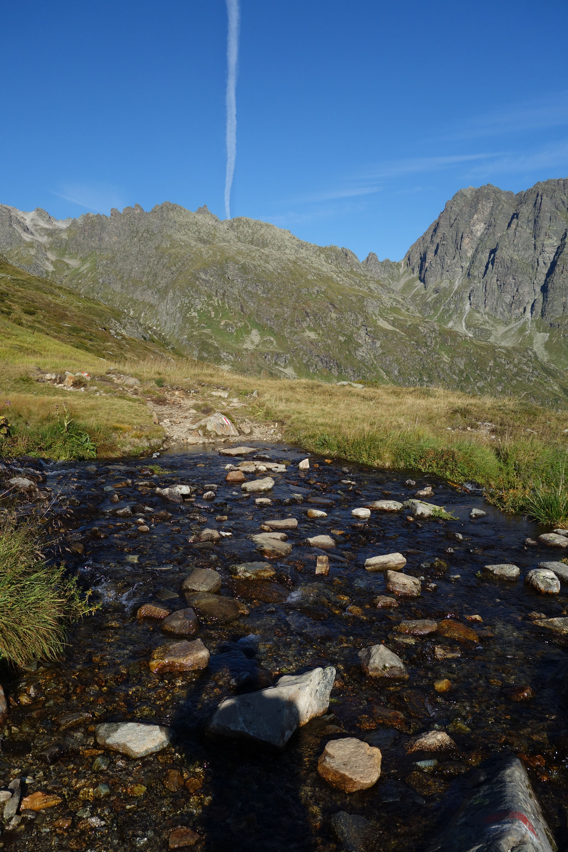 Wanderweg über Bach