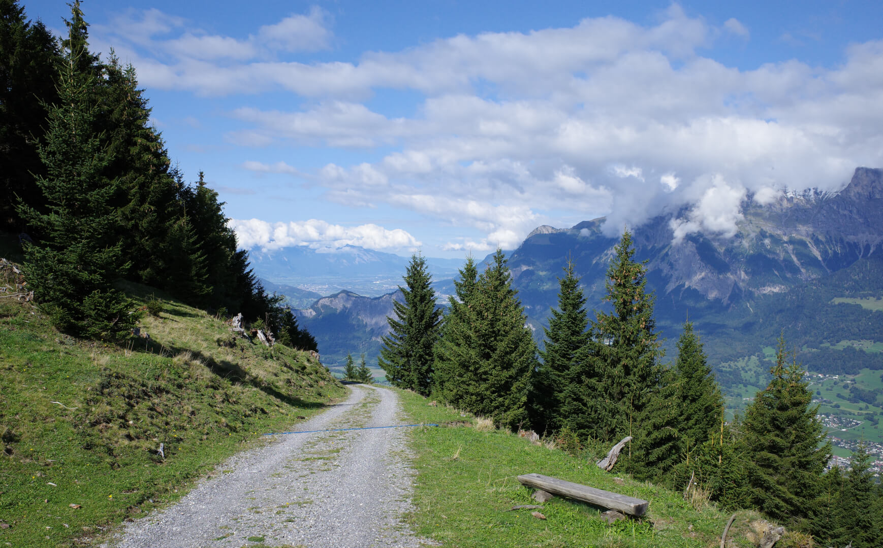 Bergstraße Grot