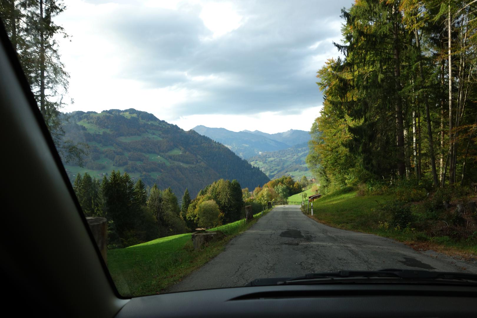 Einspurige Straße
