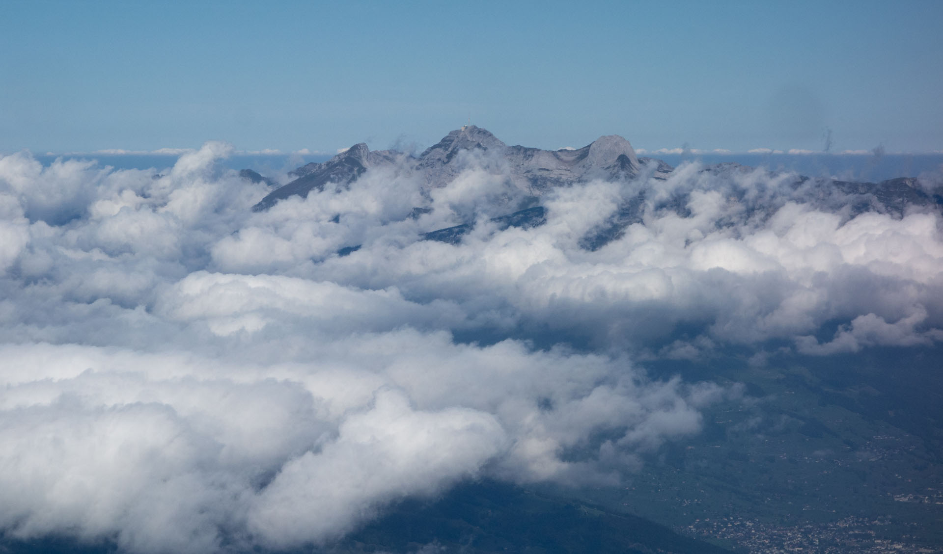 Säntis über Wolken