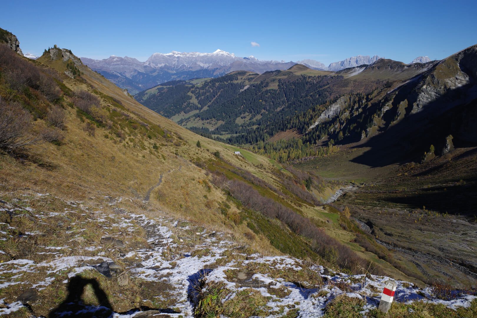 Abstieg ins Tal