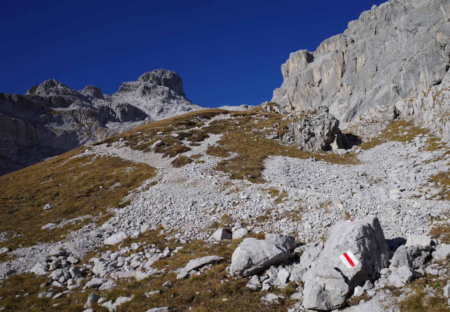 Wanderweg durch Tobel