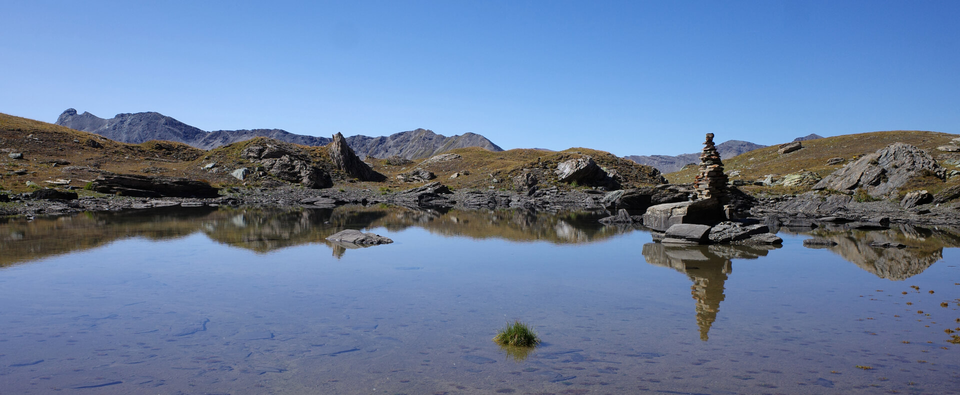 Spiegelung im Bergsee