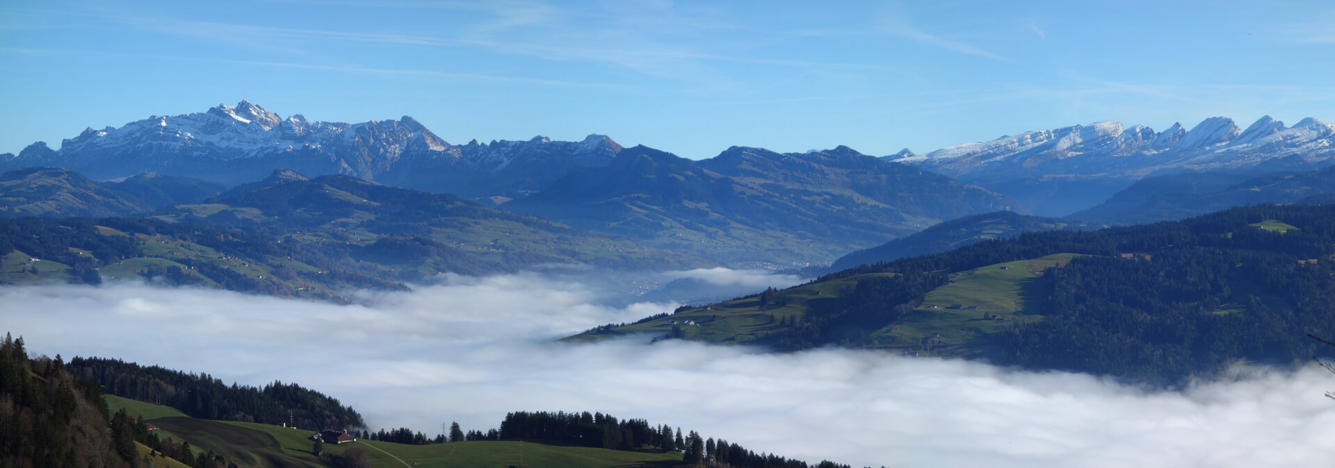 Toggenburg mit Nebelmeer