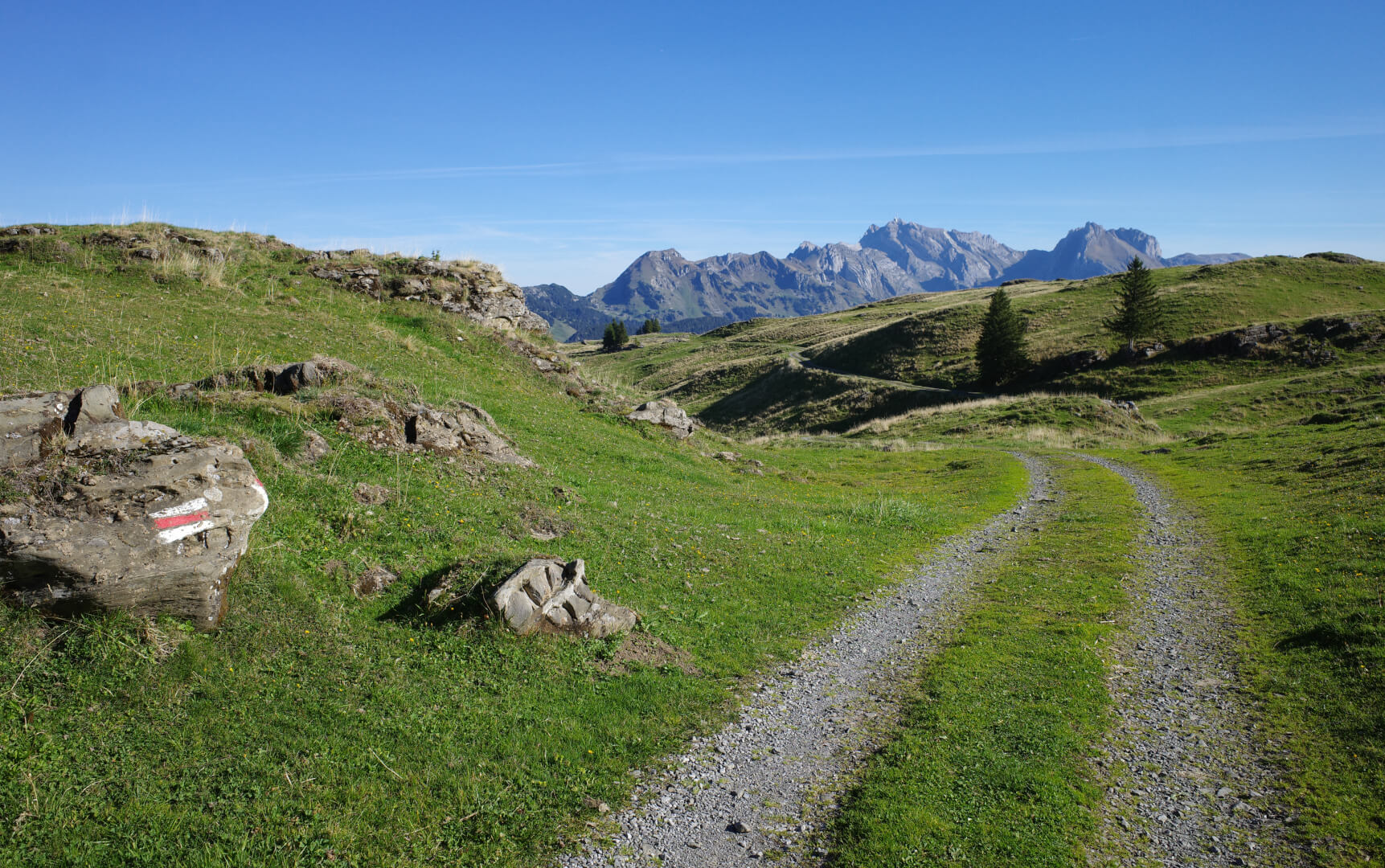 Einfacher Wanderweg