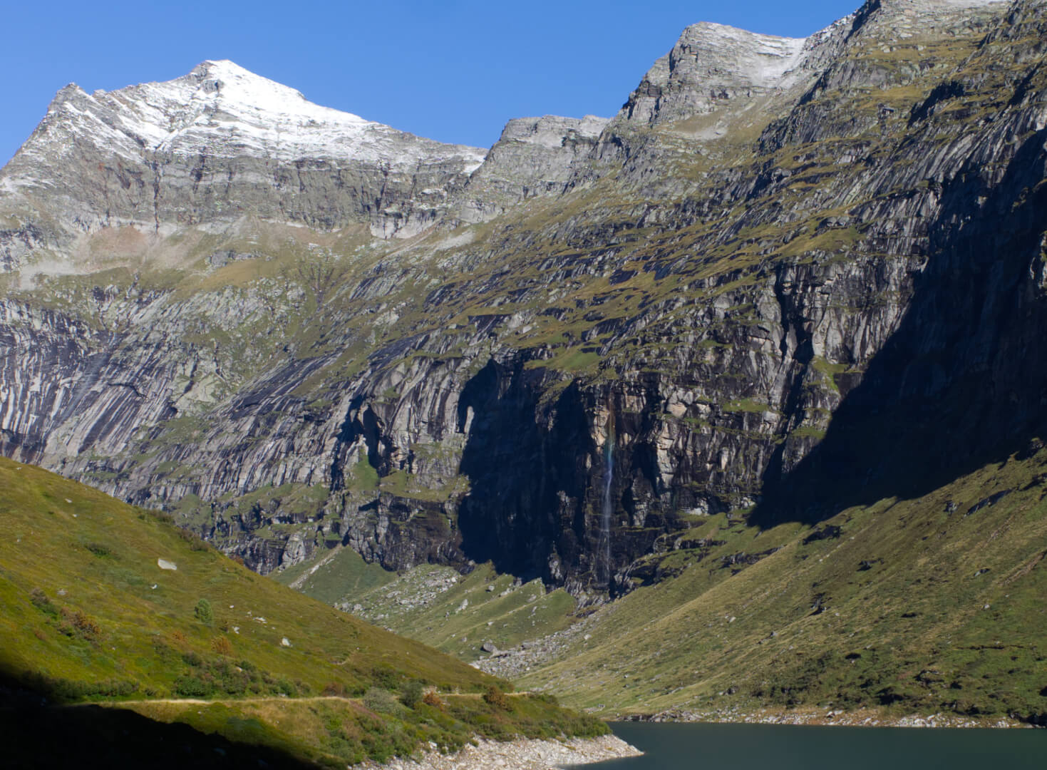 Bunter Wasserfall