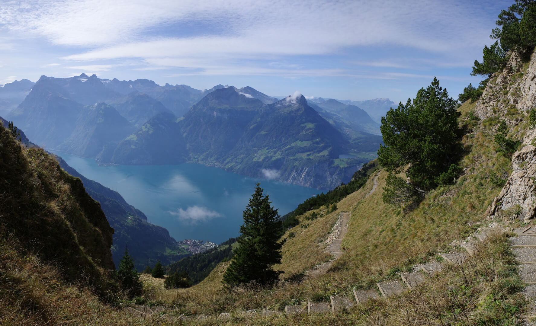 Blick nach Sisikon