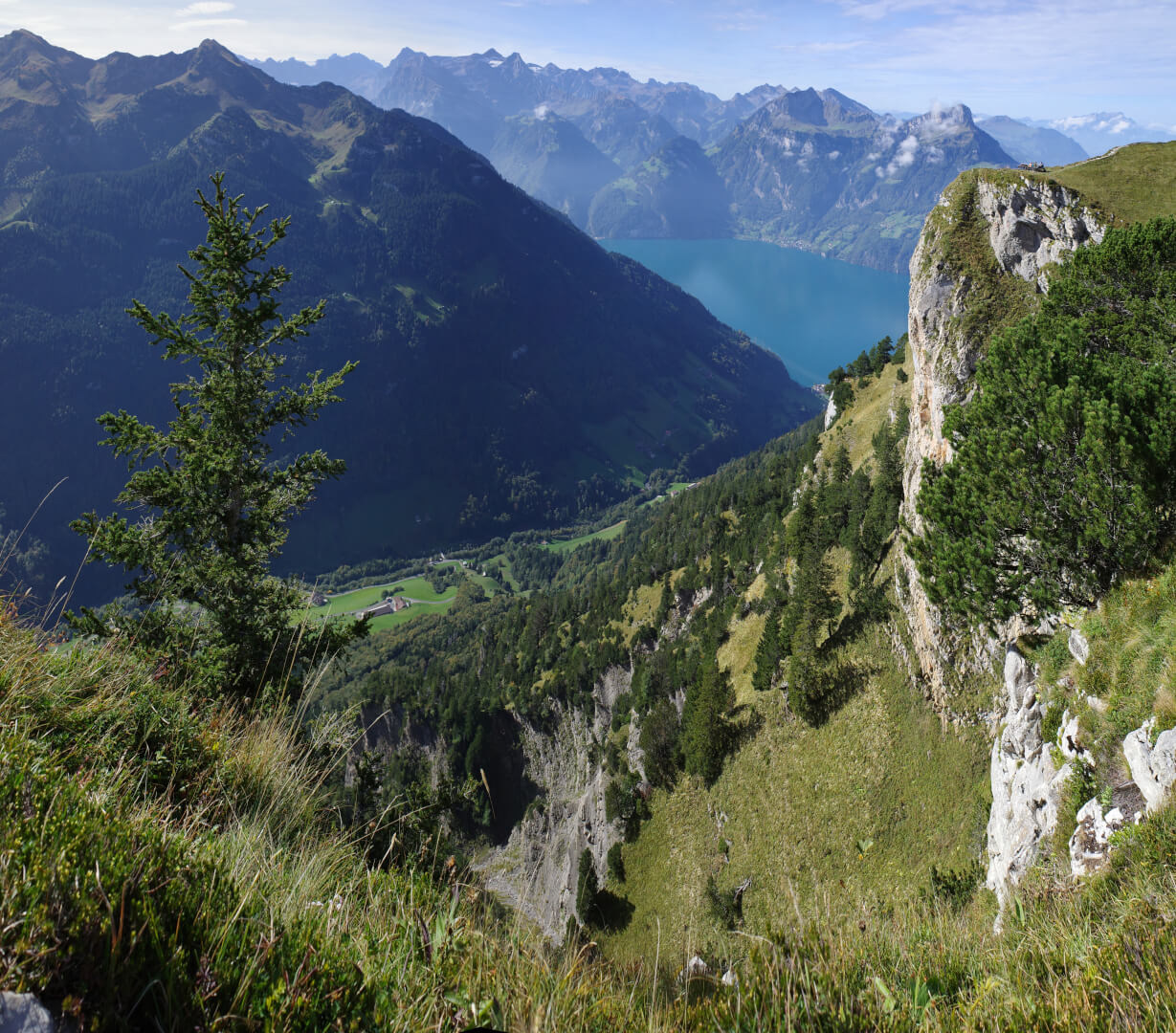 Tiefblick Riemenstaldner Tal